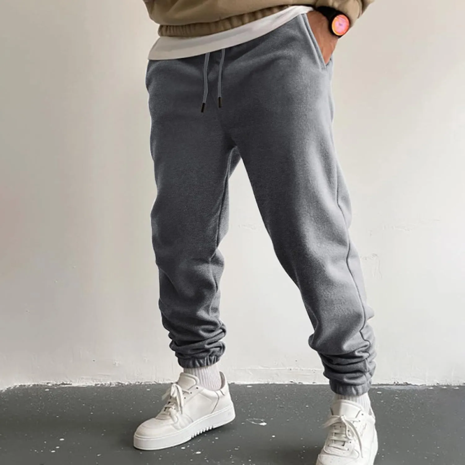 Mens Workout Cargo Sweatpants Work Jogger Pants with Pockets Mens Casual Pants Stretch Slim Fit Workout Bodybuilding