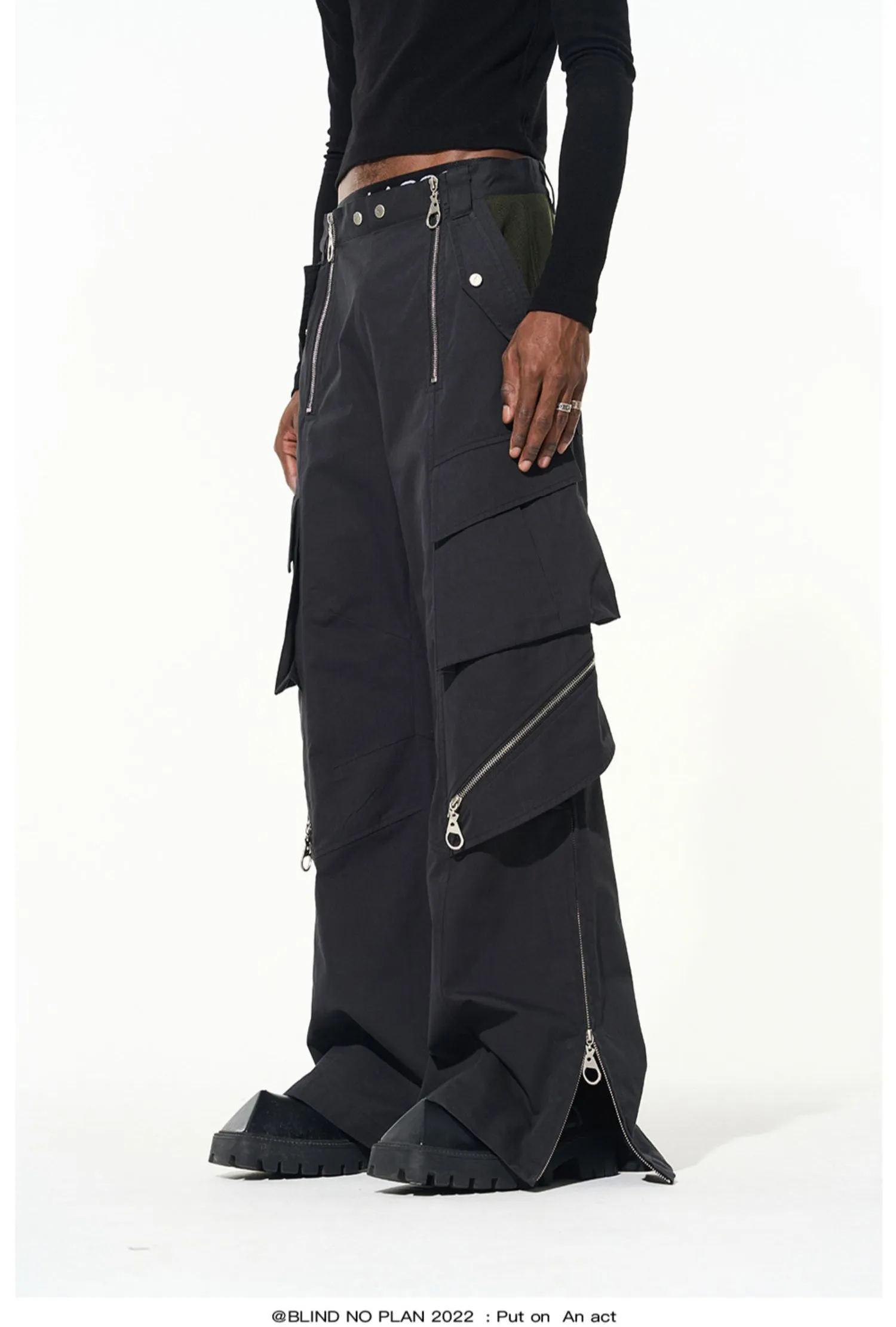 Multi-Zipper Casual Pants